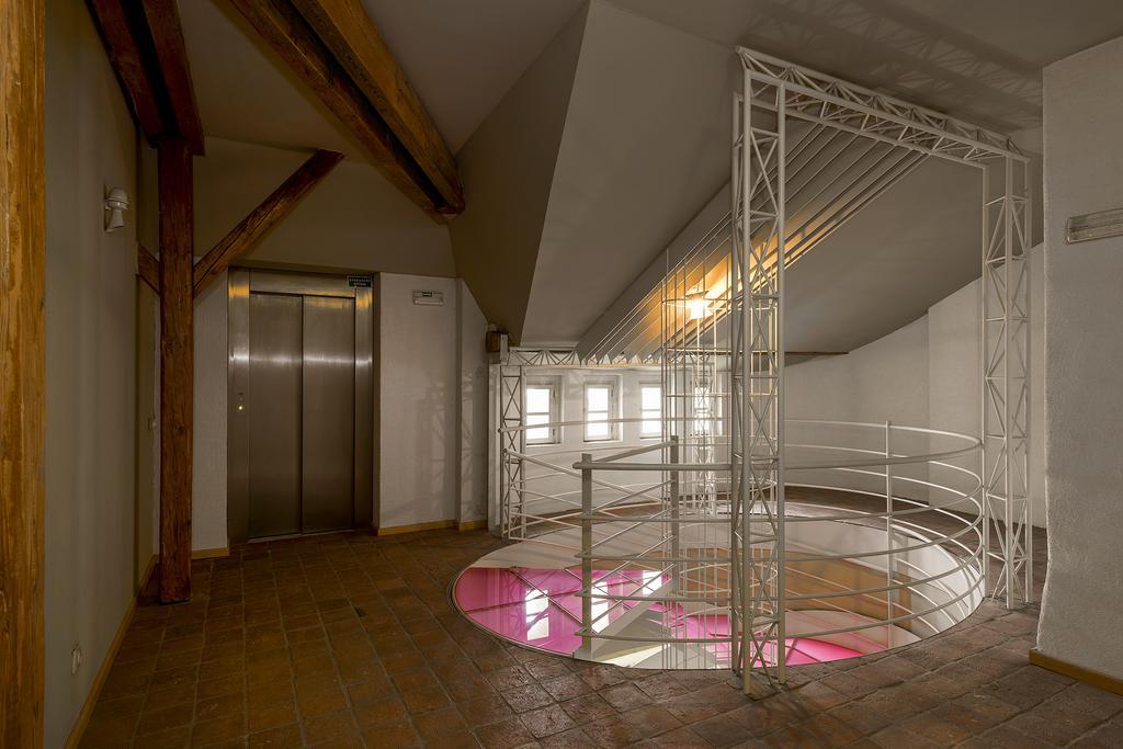 Hotel Okresni Dum Hradec Kralove Bagian luar foto